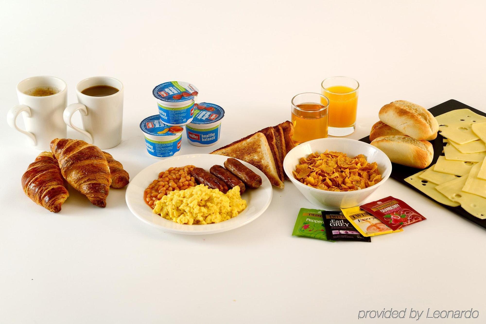 Holiday Inn Express Bedford By Ihg Екстер'єр фото