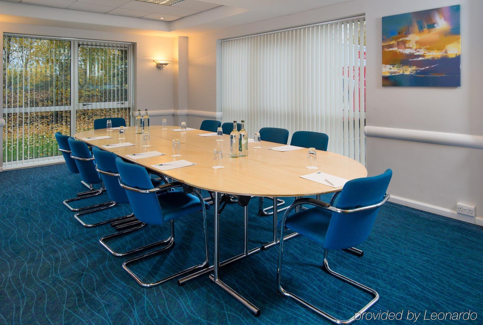 Holiday Inn Express Bedford By Ihg Екстер'єр фото